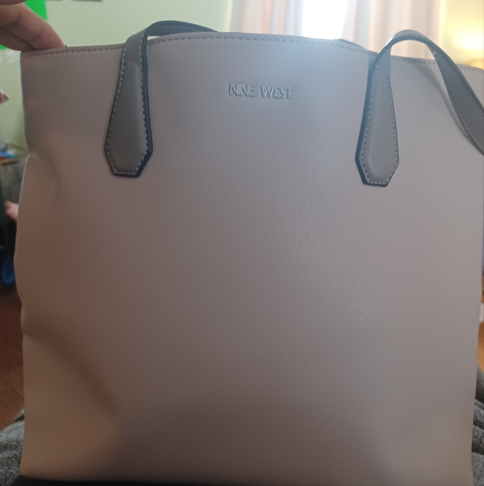 Nine West tote. New without tags. Beige with gray straps.